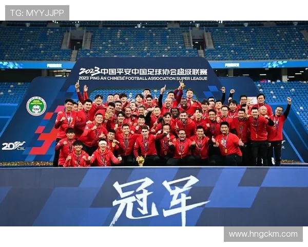 上海篮球队的蜕变之旅从低谷到冠军赛的奋斗与荣耀