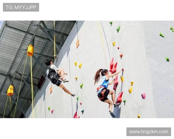 攀岩之路：杭州攀岩队勇攀高峰的奋斗与成长纪实