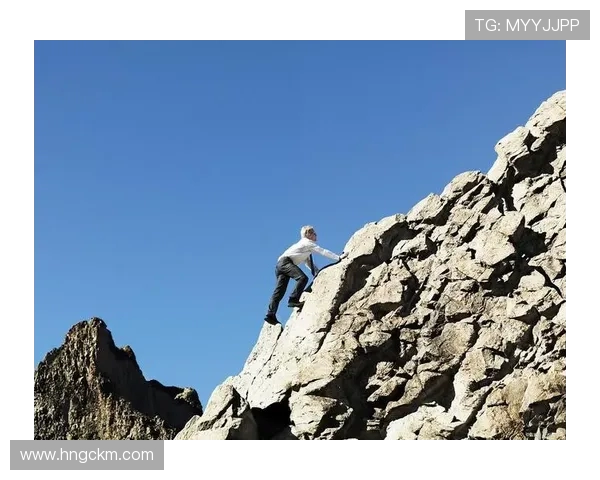 西安攀岩队的团队协作探索与攀登精神的融合之旅