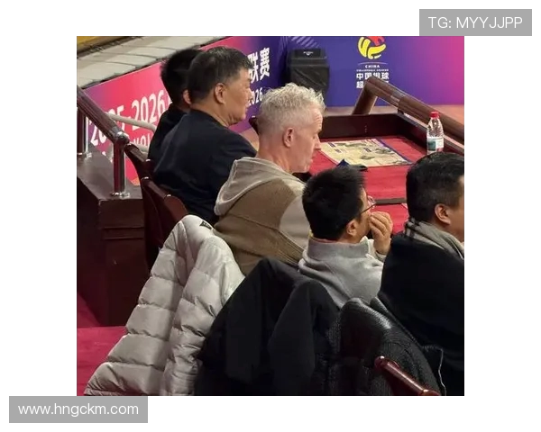 杜锋：从球场到教练席的蜕变与执教理念解析