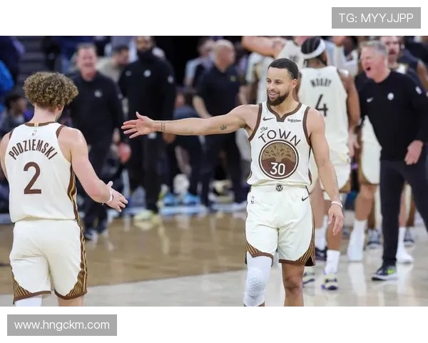 201711魔术对勇士精彩直播回顾与赛后分析全记录